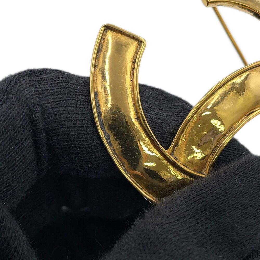 CHANEL Gold Logo Brooch - Picture 6 of 13